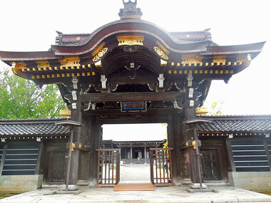 勝興寺【唐門】